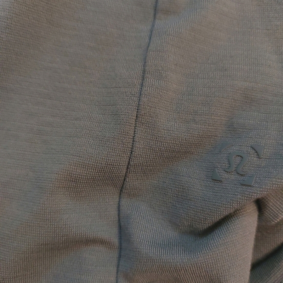 Set of 2 Lululemon men polo size L - Picture 11 of 11